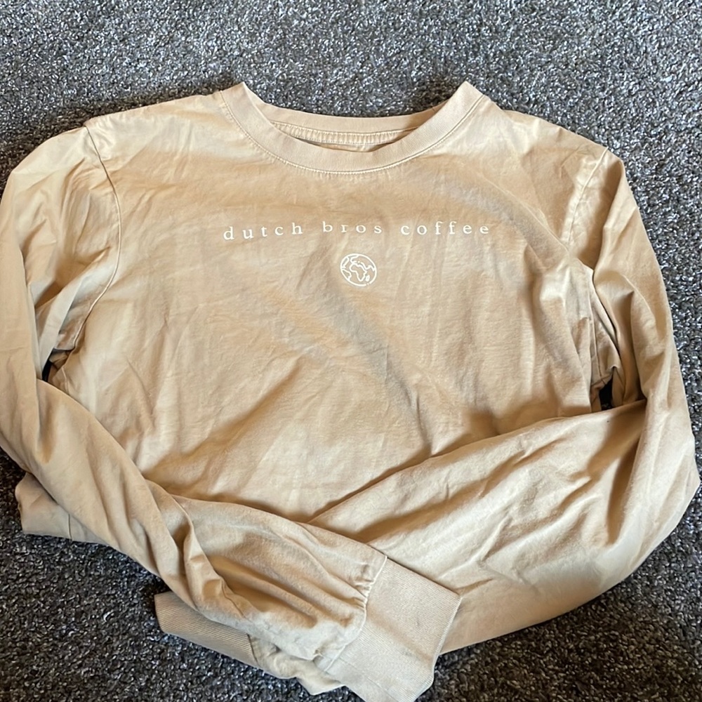 super cute dutch long sleeve